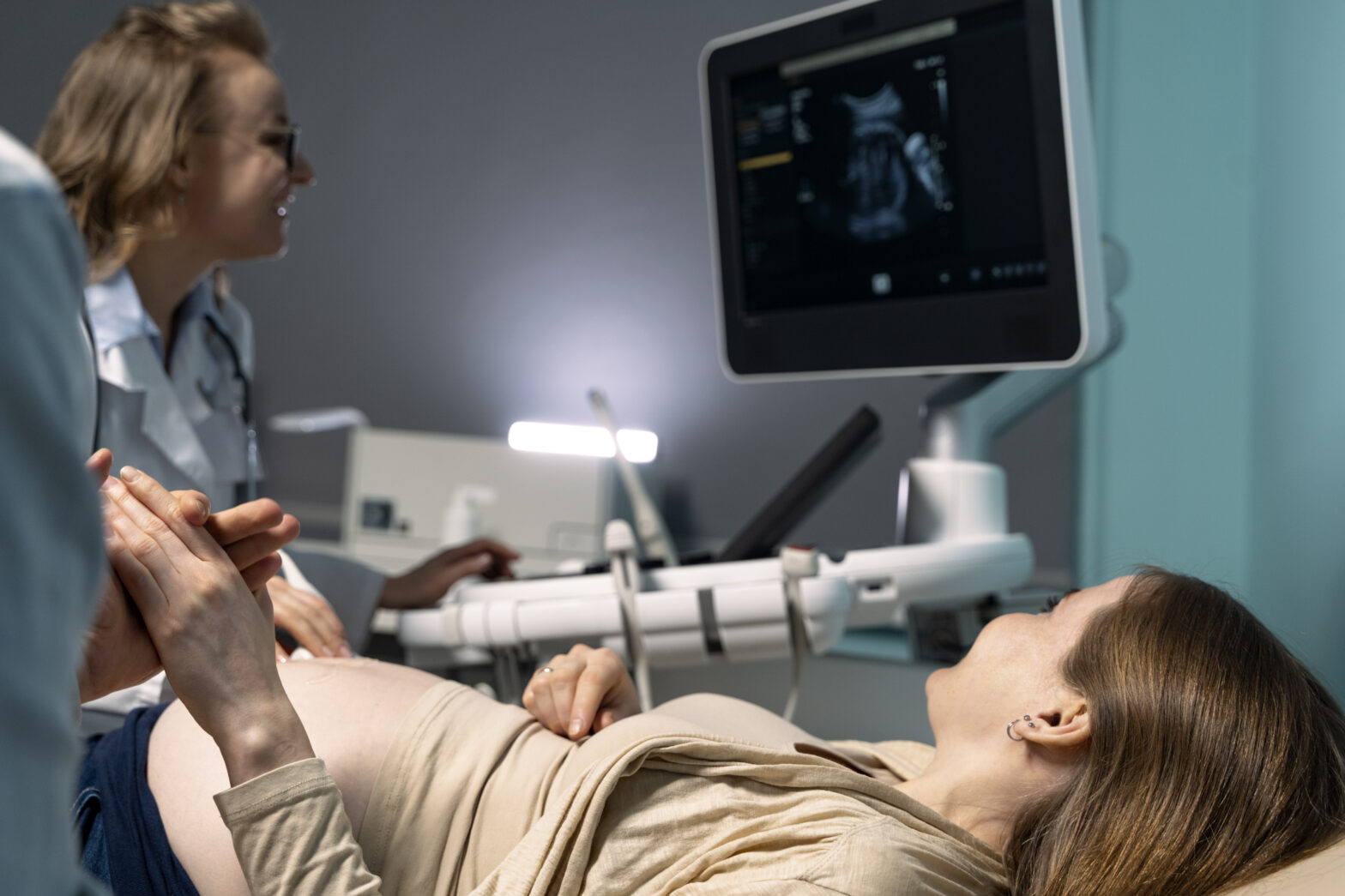 Fetal Medicine Specialist Faridabad - What Scans Are Required During Pregnancy